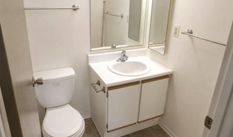 8382 BROCKHAM Dr F, Alexandria, VA 22309