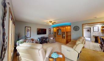 1112 Bridge Ave, Albert Lea, MN 56007