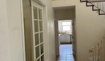 10915 Sunray Pl, La Mesa, CA 91941