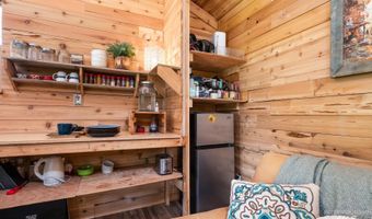 464 Collier View Rd, Cascade, ID 83611