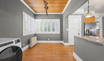 677 17TH St, Astoria, OR 97103