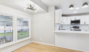 1316 MONTCLAIRE Ct, Appleton, WI 54915