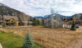 450 GREYS RIVER Loop, Alpine, WY 83128