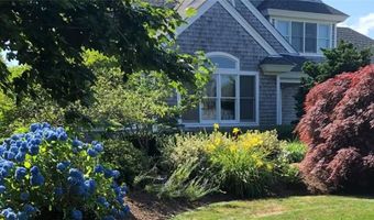 611 Wolcott Ave, Middletown, RI 02842