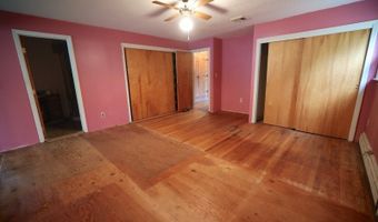 994 Limecrest Rd, Andover, NJ 07848