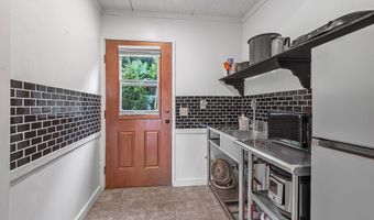 87-493 KAOHE MAUKA Rd, Captain Cook, HI 96704