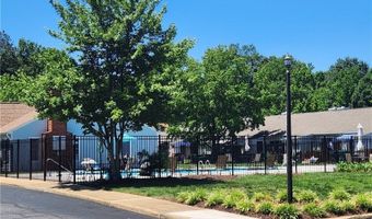 143 Arlington Sq, Ashland, VA 23005