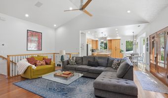 223 E 2050 N, Centerville, UT 84014