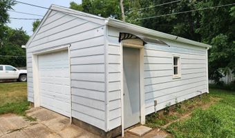 1902 E 38th St, Anderson, IN 46013