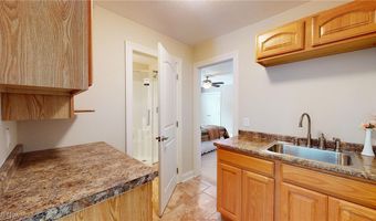 460 Berwick Cir, Aurora, OH 44202