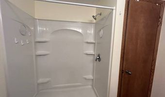 120 Ohmer St, Bottineau, ND 58318