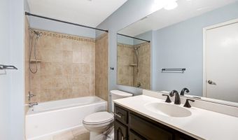 29 Encampment Dr, Bedminster, NJ 07921