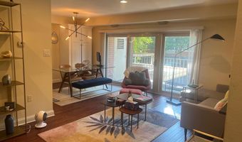 5250 VALLEY FORGE Dr 201, Alexandria, VA 22304