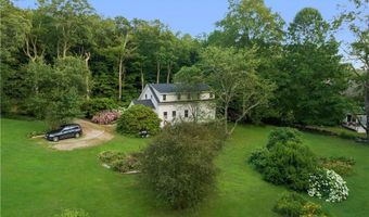 22 Brayton Rd, Smithfield, RI 02917