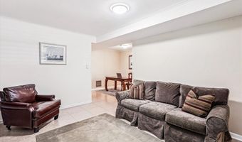 3140 ANCHORAGE Dr, Annapolis, MD 21403
