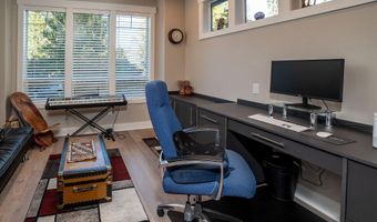 3265 NW Kidd Pl, Bend, OR 97703