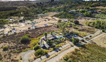 9383-85 W Lilac Rd, Escondido, CA 92026