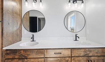 7406 SW Docking Rd, Auburn, KS 66402