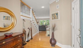 4 Caileigh Ct 4, Andover, MA 01810