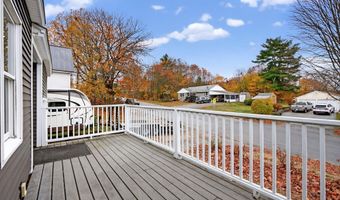 38 Mary Carroll St, Auburn, ME 04210