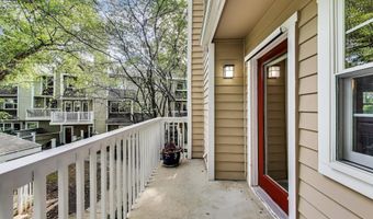 5821 INMAN PARK Cir 400, Rockville, MD 20852