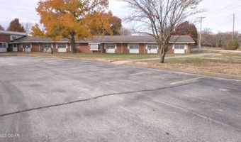 511 N Western Ave, Girard, KS 66743