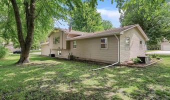 1304 Swanhill Dr, Albert Lea, MN 56007