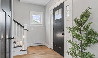 53 Woodbrey Ln, Standish, ME 04084