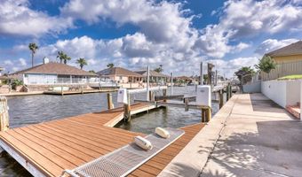 950 Bay St, Aransas Pass, TX 78336
