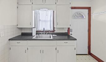 3208 Batson Dr, Alton, IL 62002