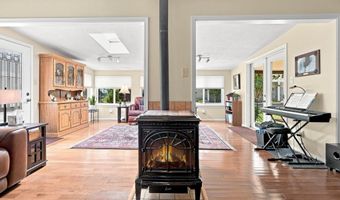 7108 Vivian Dr NE, Albuquerque, NM 87109