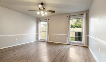 9041 Alder Dr, Baton Rouge, LA 70817