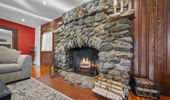 2375 Laguna Circle Dr, Agoura Hills, CA 91301