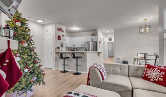 7216 SW MANOR Way F, Beaverton, OR 97078