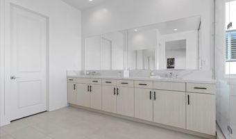 4814 Shady Ridge Dr, Las Vegas, NV 89135