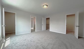 122 Winterbrook Dr, Amherst, NY 14228