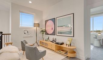 3662 N Buchanan Ct, Aurora, CO 80019
