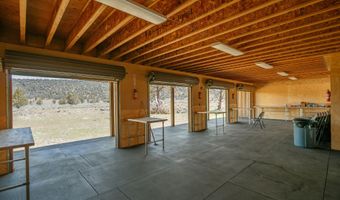 10771 E Langell Valley Rd, Bonanza, OR 97623