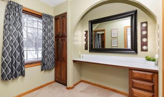 610 5th Ave, Altoona, IA 50009