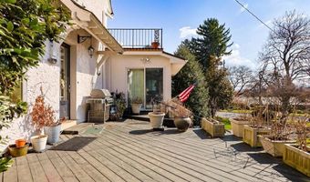 2730 W CHEW St, Allentown, PA 18104