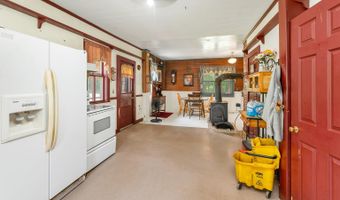 570 Maplewood Rd, Parsonsfield, ME 04047