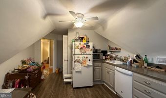 100 S BETHLEHEM Pike 3, Ambler, PA 19002