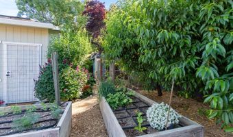 2945 Silo Ct, Anderson, CA 96007