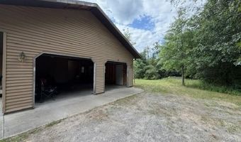 9700 5TH Ave, Almond, WI 54909