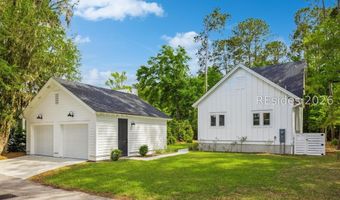 37 Park Sq S, Beaufort, SC 29907