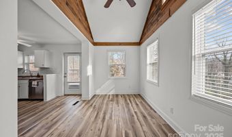 175 Chatham Rd, Asheville, NC 28804