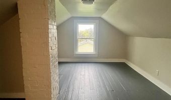 319 N 1st St, Bardstown, KY 40004