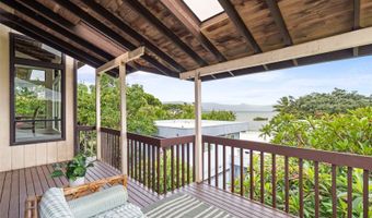 44-279 Kaneohe Bay Dr B, Kaneohe, HI 96744