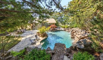 1440 E Nevada St, Ashland, OR 97520