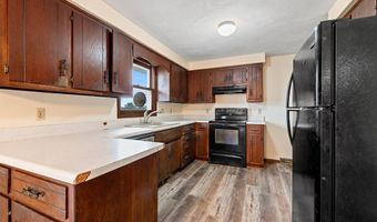 1517 Navarino St, Algoma, WI 54201